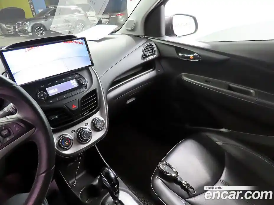Chevrolet Spark 2015 1.0 гидро в Москве № 1234167, фото 17