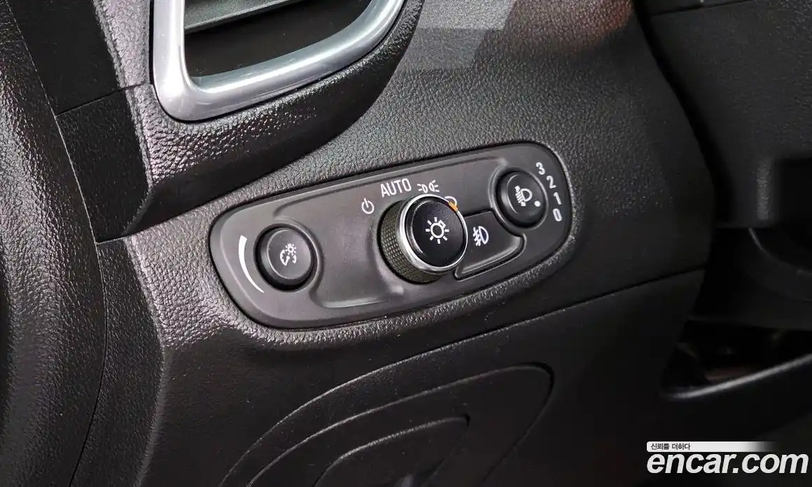 Chevrolet Trax 2018 1.6 гидро в Москве № 1234229, фото 16