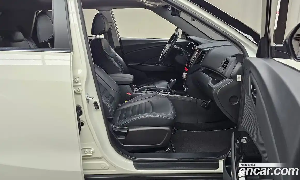 SsangYong TIBOLI 2017 1.6 гидро в Москве № 1234319, фото 11