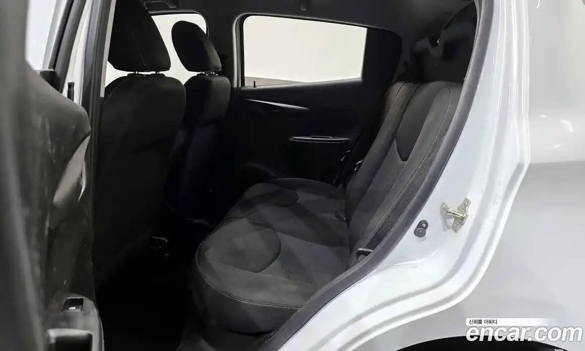Chevrolet Spark 2017 1.0 гидро в Москве, фото 12