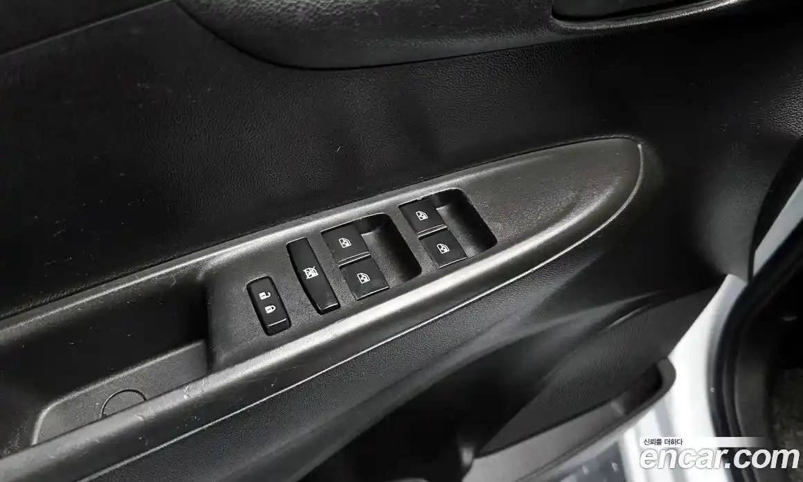 Chevrolet Spark 2017 1.0 гидро в Москве, фото 18
