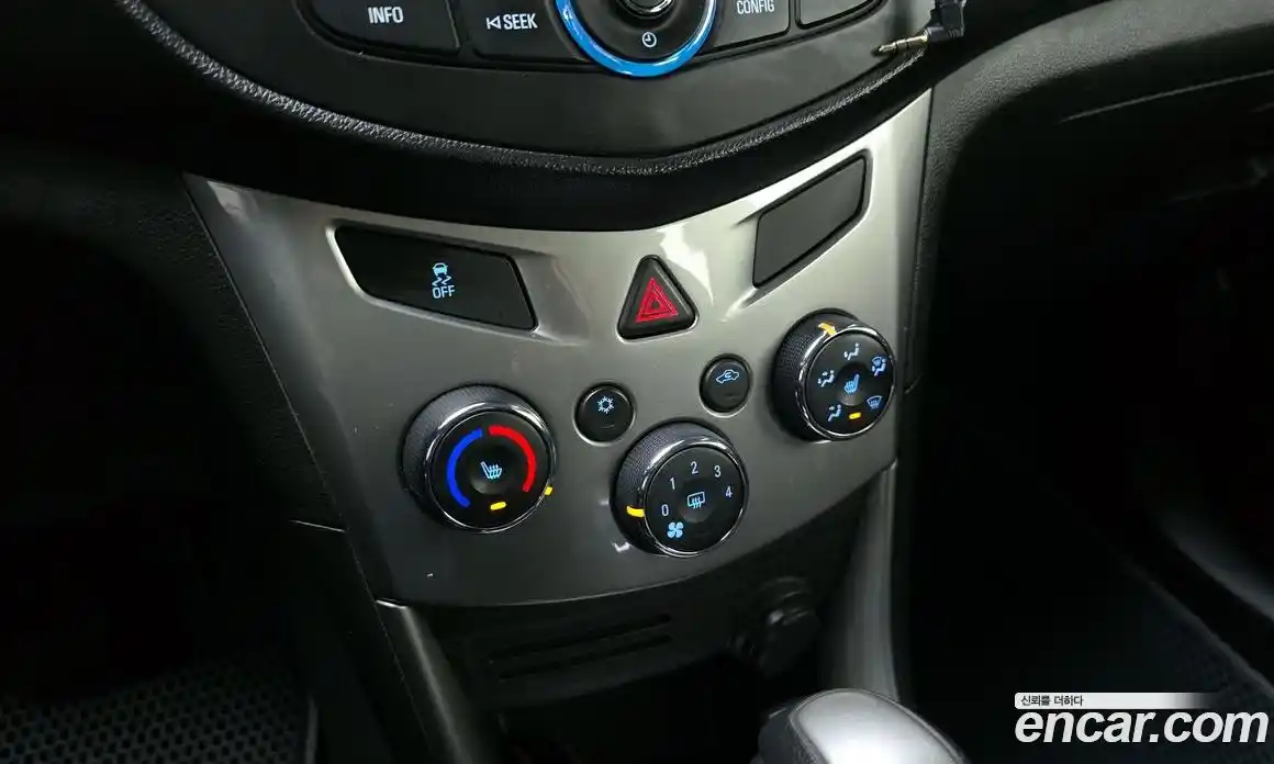 Chevrolet Trax 2016 1.4 гидро в Москве № 1234922, фото 18