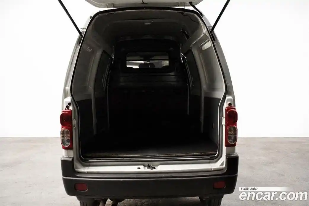 Chevrolet Damas 2021 0.8 Механическая в Москве № 1234949, фото 16