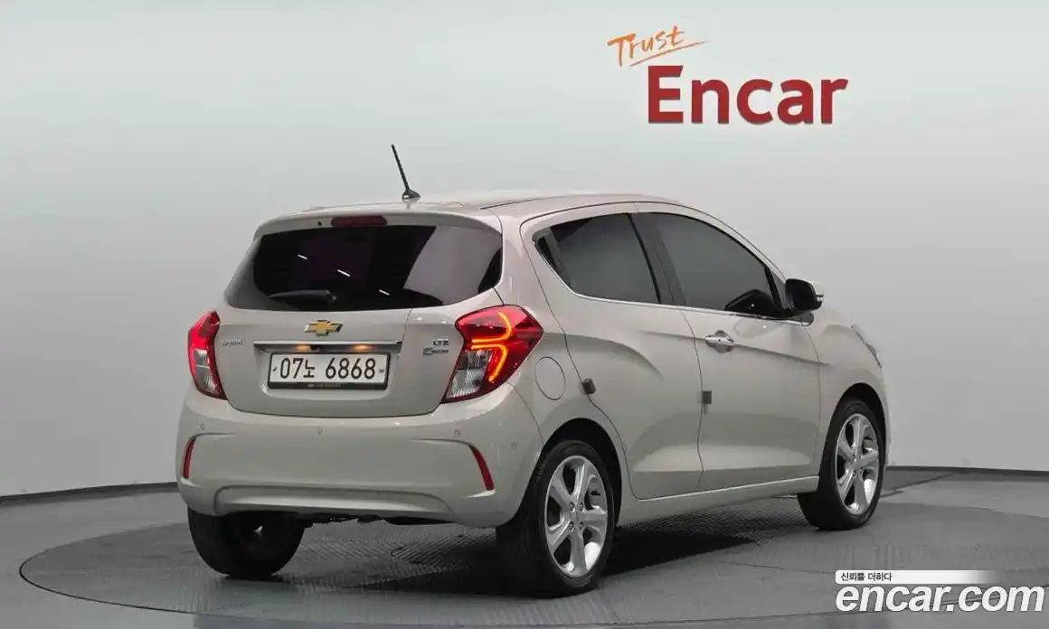 Chevrolet Spark 2017 1.0 гидро в Москве № 1234952, фото 2