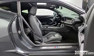 Chevrolet Camaro 2017 6.2 Автомат в Москве № 1234957, миниатюра 10