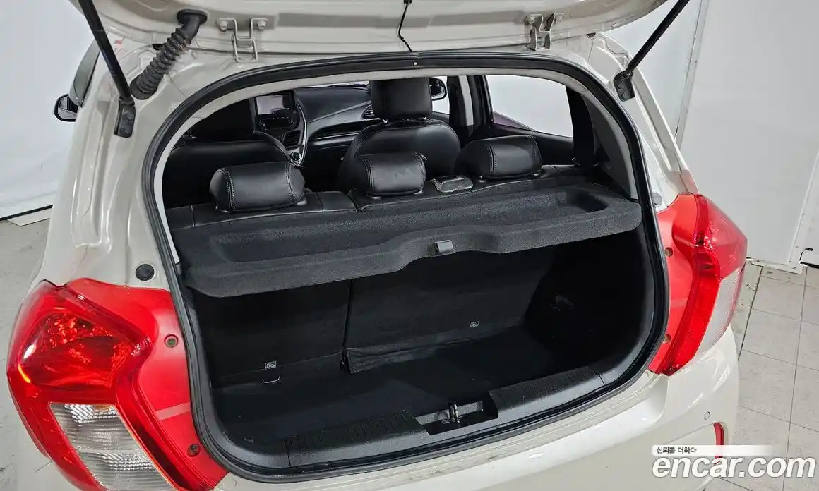 Chevrolet Spark 2016 1.0 гидро в Москве, фото 20
