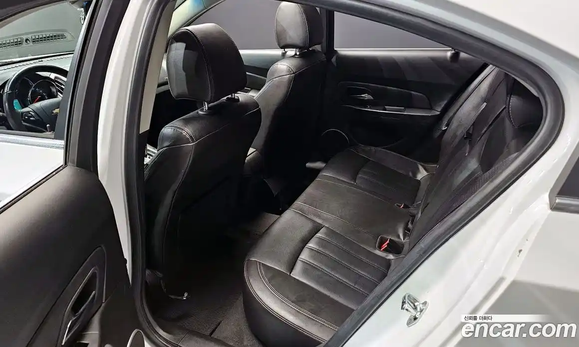 Chevrolet Cruze 2013 1.8 Автомат в Москве № 1235072, фото 13