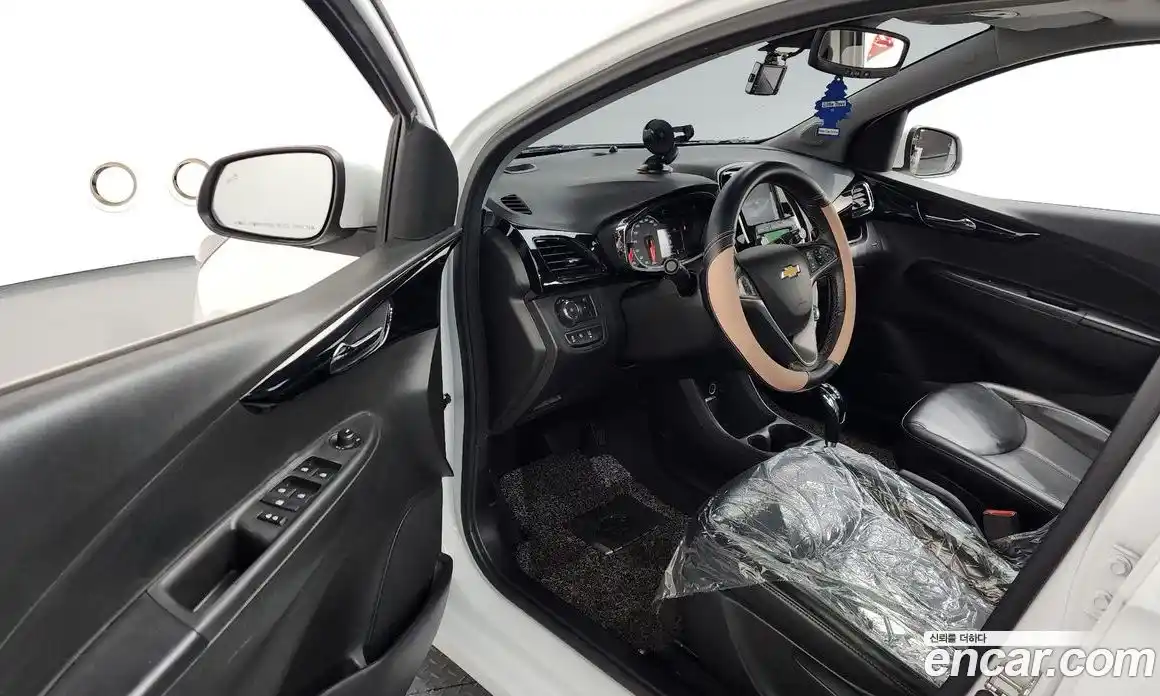 Chevrolet Spark 2017 1.0 гидро в Москве № 1235327, фото 9