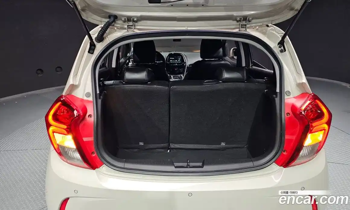 Chevrolet Spark 2015 1.0 гидро в Москве № 1235329, фото 20