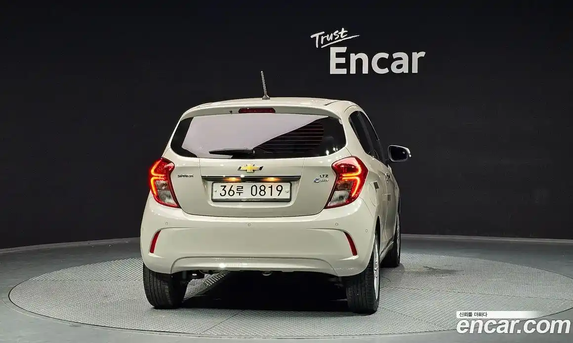 Chevrolet Spark 2015 1.0 гидро в Москве № 1235329, фото 4