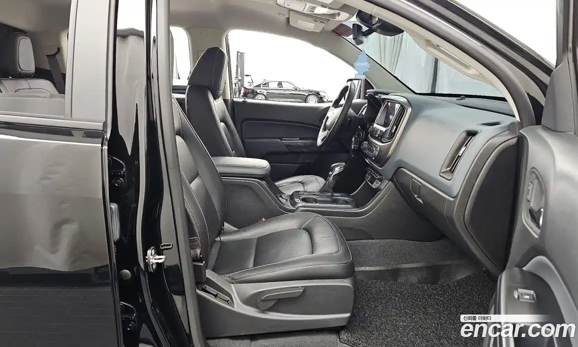 Chevrolet Colorado 2022 3.6 Автомат в Москве № 1235516, фото 10