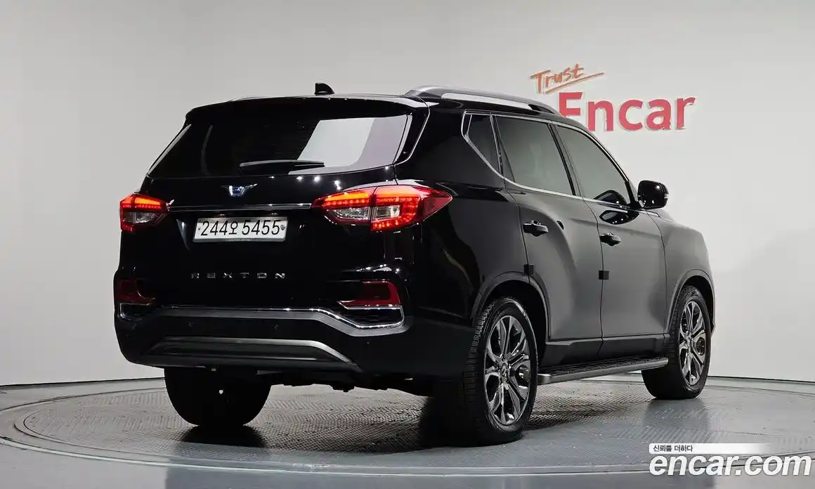 SsangYong Rexton 2020 2.2 Автомат в Москве № 1237733, фото 2