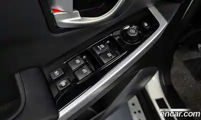 SsangYong Korando 2015 2.0 гидро в Москве № 1238105, миниатюра 11
