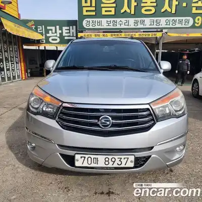 SsangYong Korando 4WD GT 11-seater