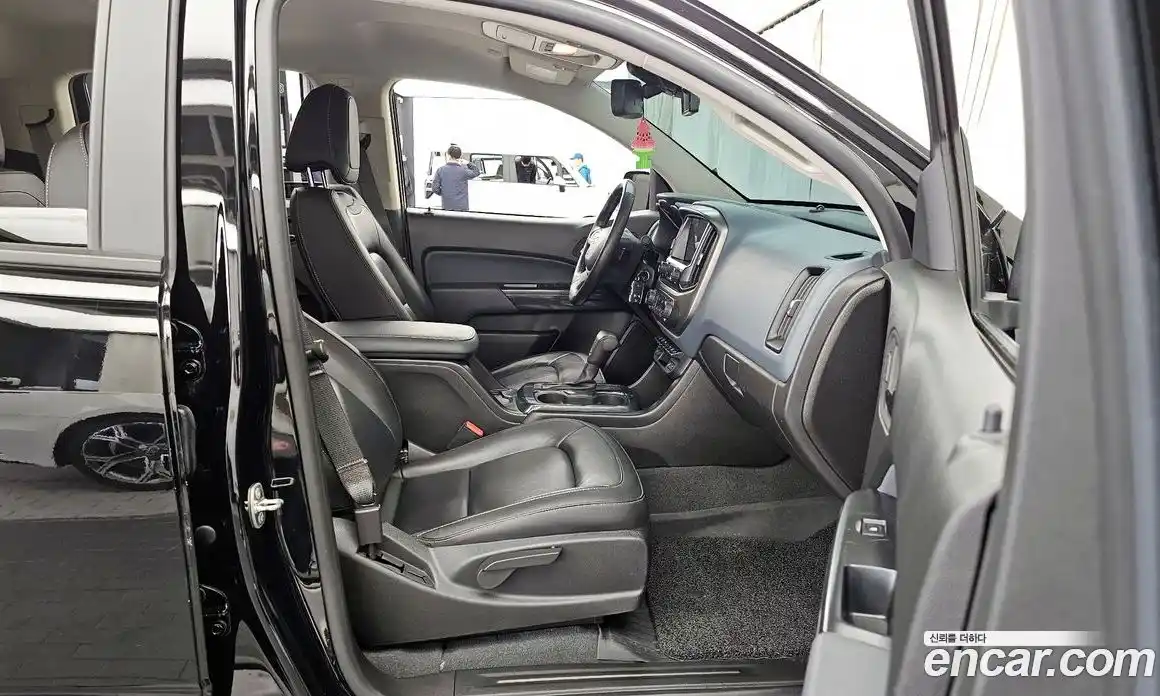 Chevrolet Colorado 2021 3.6 Автомат в Москве № 1238454, фото 10