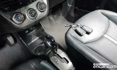 Chevrolet Spark 2018 1.0 гидро в Москве № 1238473, миниатюра 9