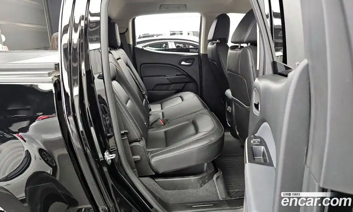 Chevrolet Colorado 2022 3.6 Автомат в Москве № 1238484, фото 11