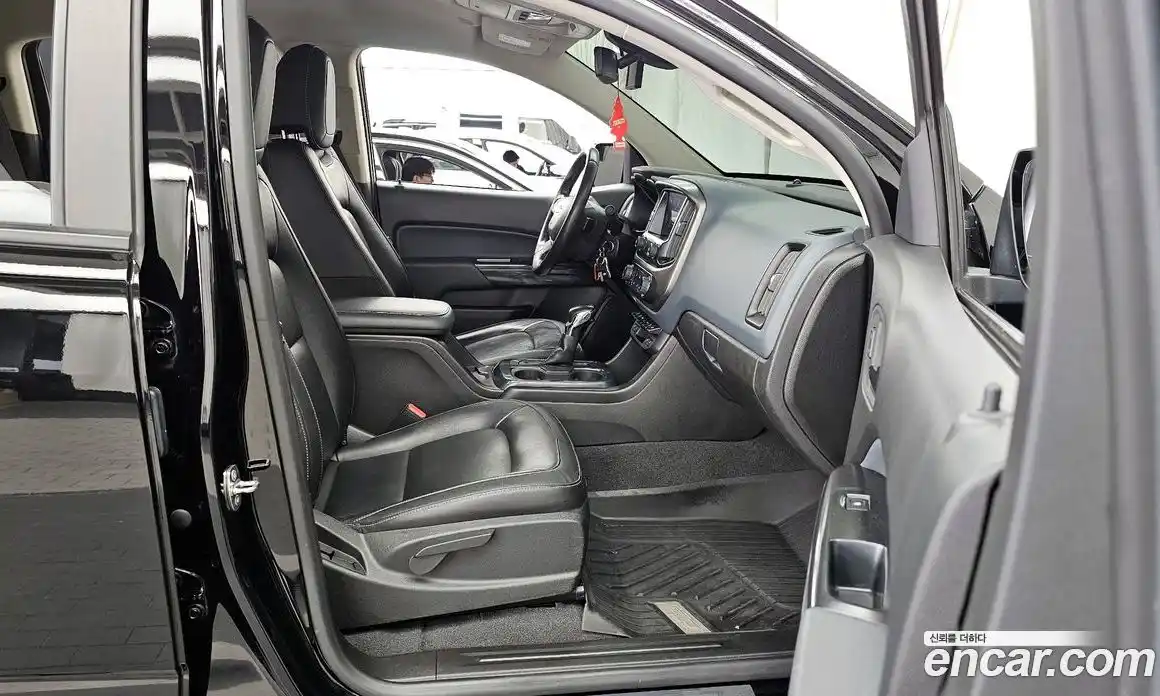 Chevrolet Colorado 2022 3.6 Автомат в Москве № 1238484, фото 10