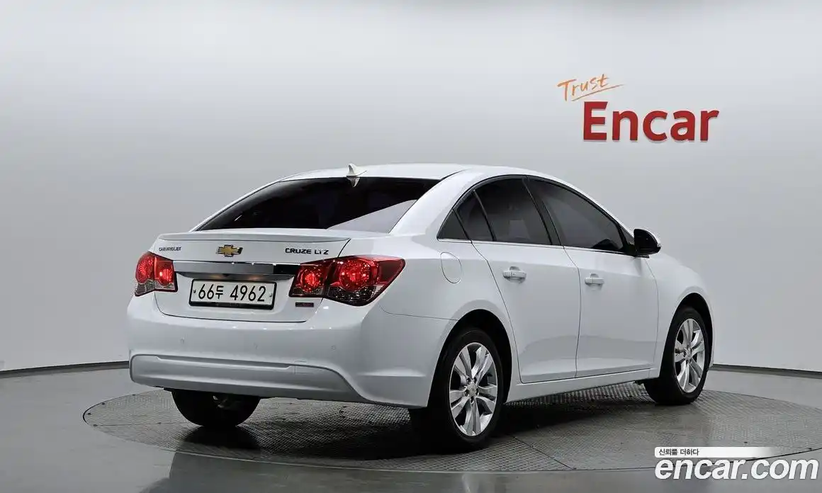 Chevrolet Cruze 2014 1.4 Автомат в Москве № 1238744, фото 1