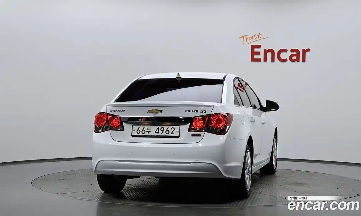 Chevrolet Cruze 2014 1.4 Автомат в Москве № 1238744, фото 3