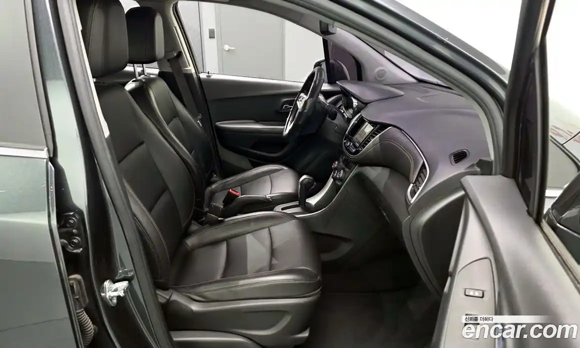 Chevrolet Trax 2017 1.6 Автомат в Москве № 1238760, фото 12