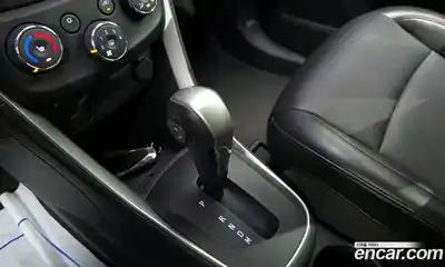 Chevrolet Trax 2017 1.6 Автомат в Москве № 1238760, миниатюра 9