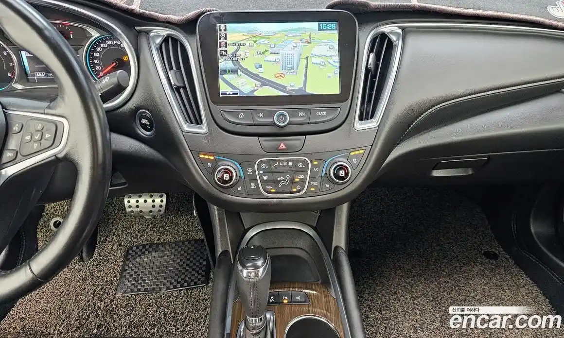 Chevrolet Malibu 2017 2.0 Автомат в Москве № 1239012, фото 14