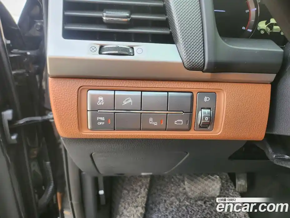 SsangYong Rexton 2018 2.2 Автомат в Москве № 1239684, фото 9