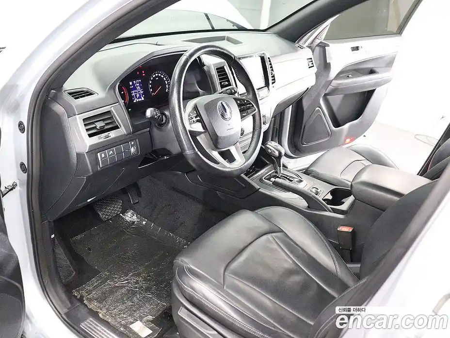 SsangYong Rexton 2019 2.2 Автомат в Москве № 1239686, фото 17