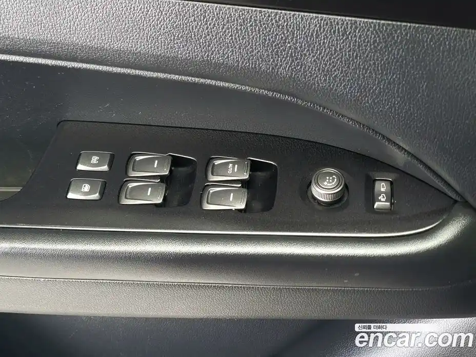 SsangYong Rexton 2019 2.2 Автомат в Москве № 1239721, фото 17