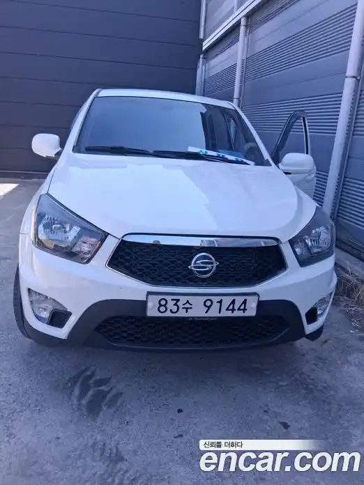 SsangYong Korando 2013 2.0 Автомат в Москве № 1239726, фото 2