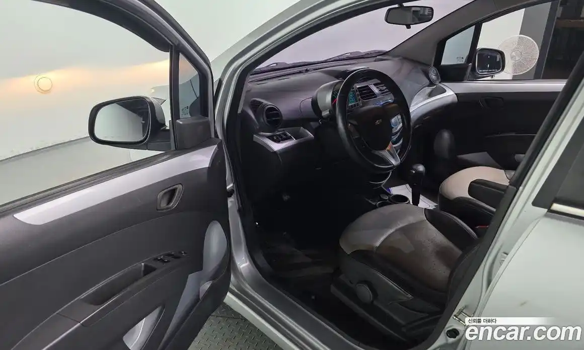 Chevrolet Spark 2011 1.0 Автомат в Москве № 1239845, фото 11