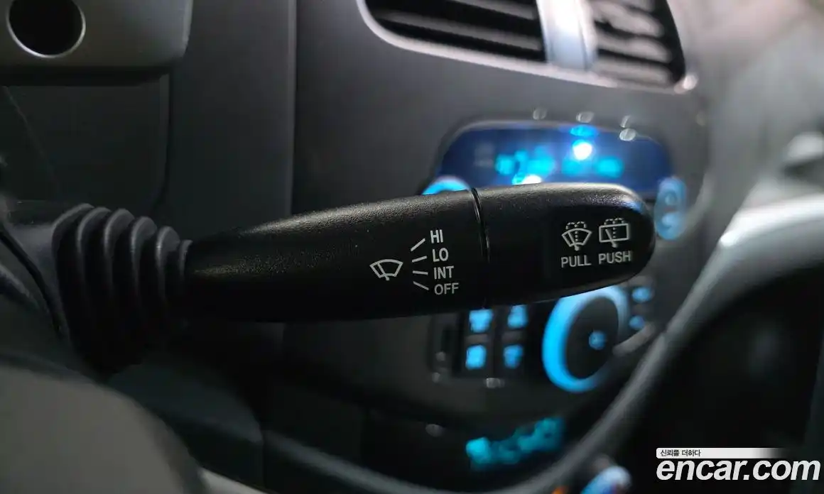 Chevrolet Spark 2011 1.0 Автомат в Москве № 1239845, фото 18