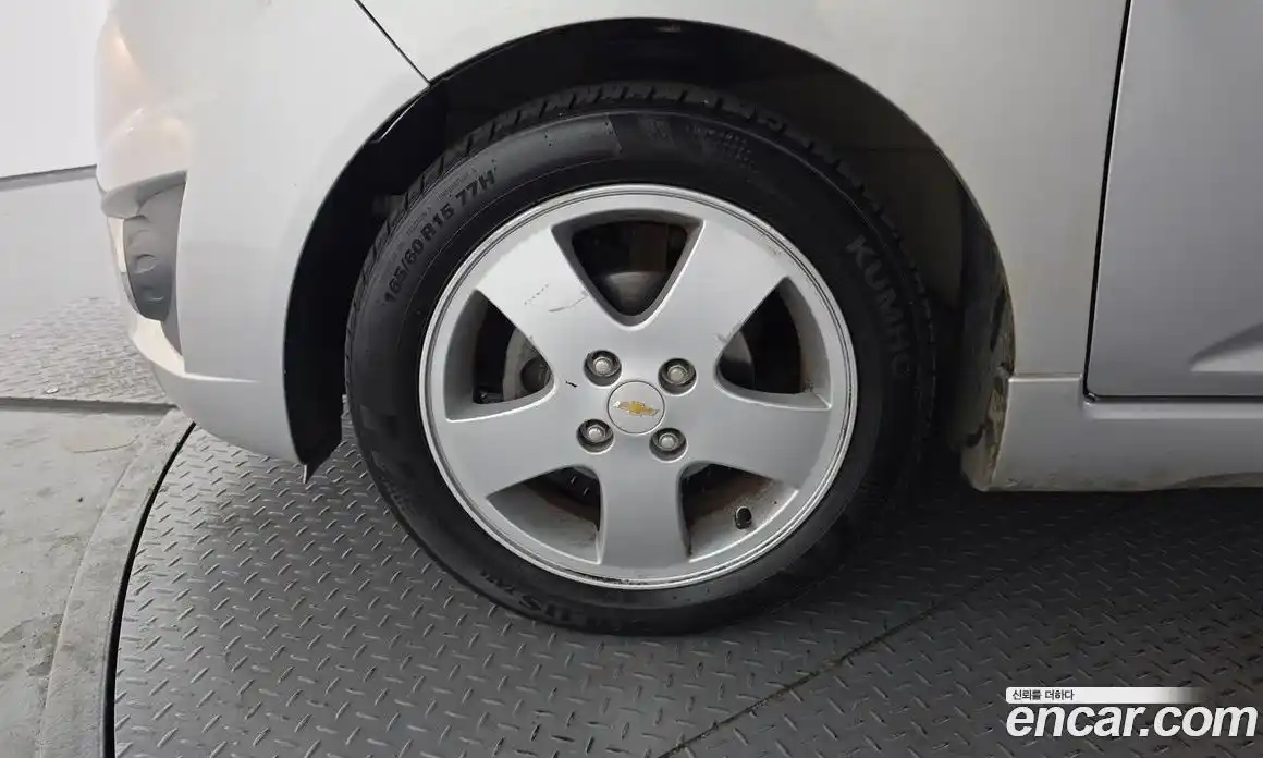 Chevrolet Spark 2011 1.0 Автомат в Москве № 1239845, фото 5