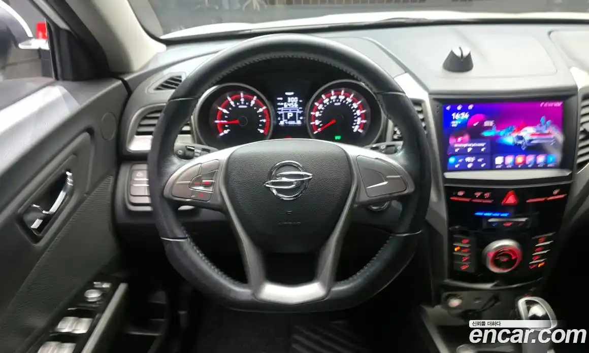 SsangYong TIBOLI 2016 1.6 Автомат в Москве № 1242043, фото 14