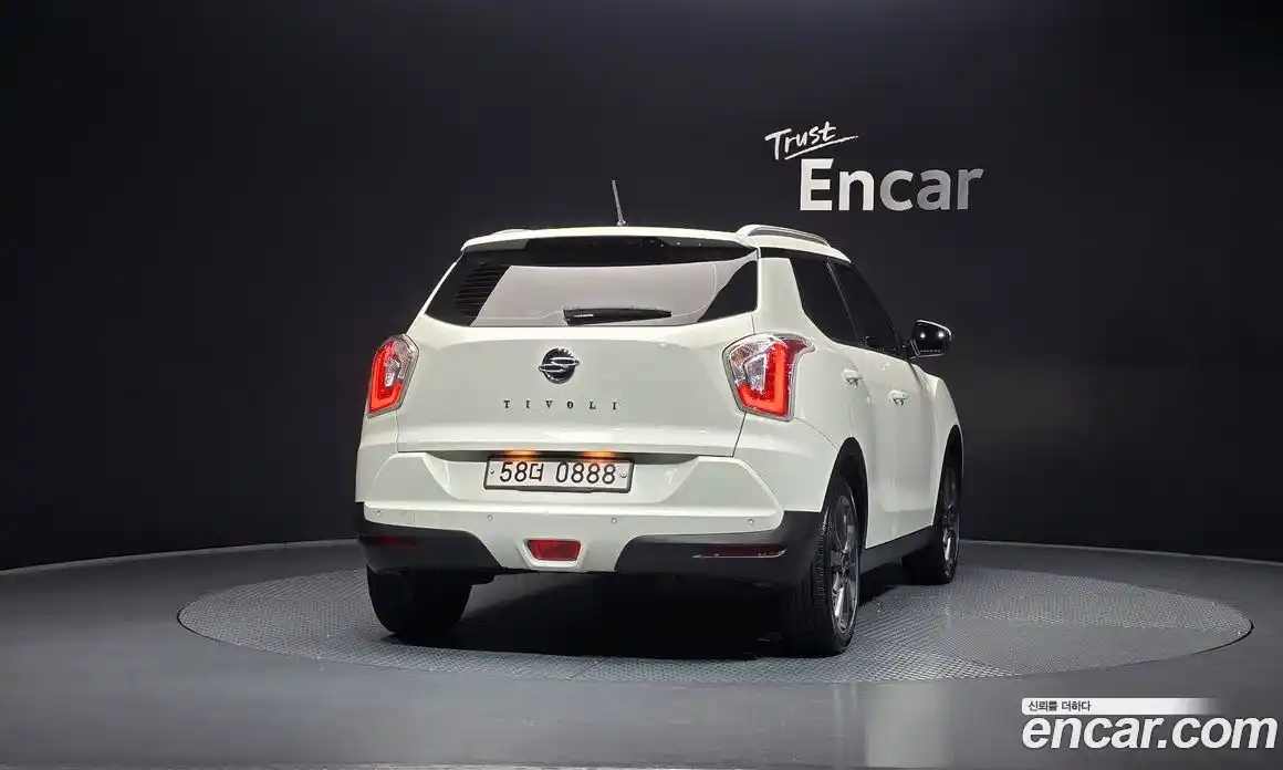 SsangYong TIBOLI 2016 1.6 Автомат в Москве № 1242043, фото 4