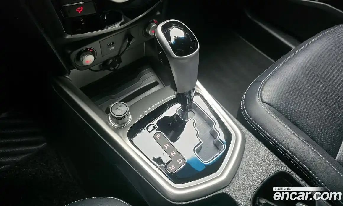 SsangYong TIBOLI 2016 1.6 Автомат в Москве № 1242043, фото 9