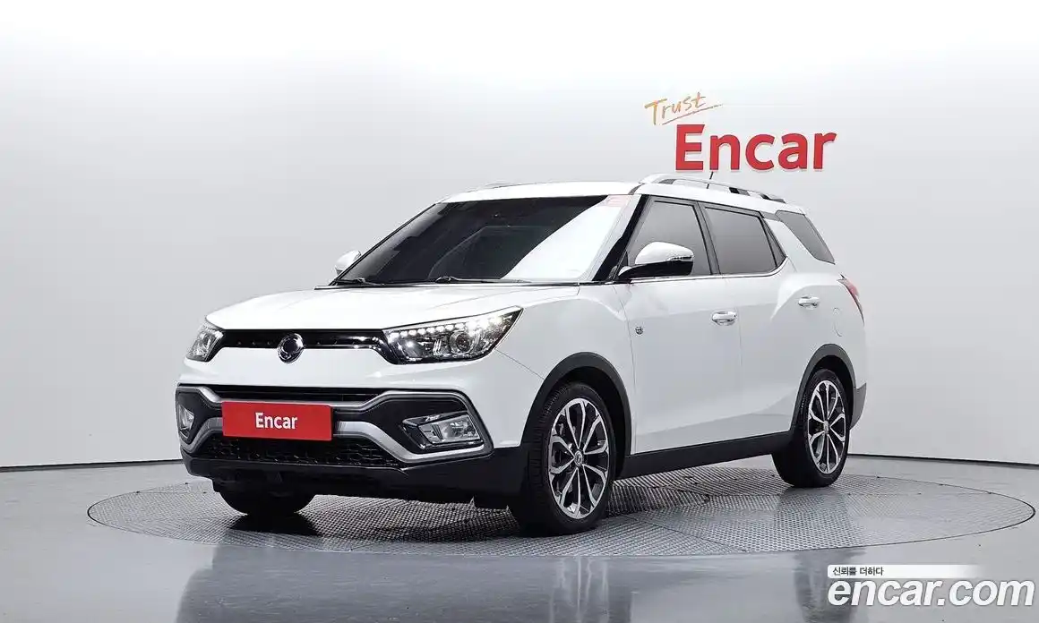 SsangYong TIBOLI 2016 1.6 Автомат в Москве № 1242081, фото 1