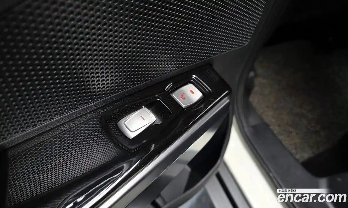 SsangYong TIBOLI 2016 1.6 Автомат в Москве № 1242081, фото 18