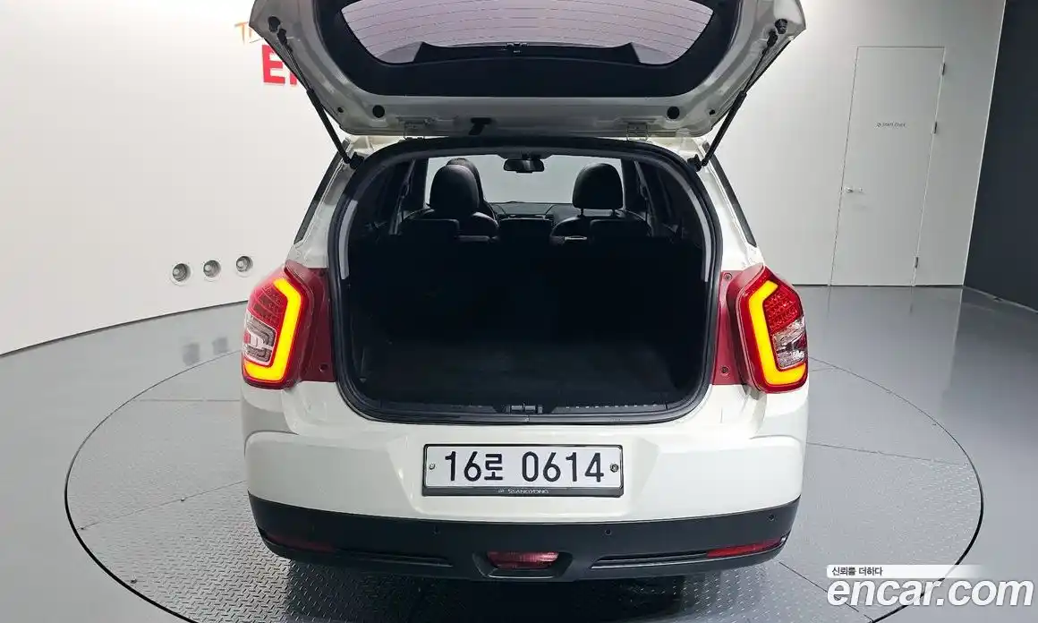 SsangYong TIBOLI 2016 1.6 Автомат в Москве № 1242081, фото 20