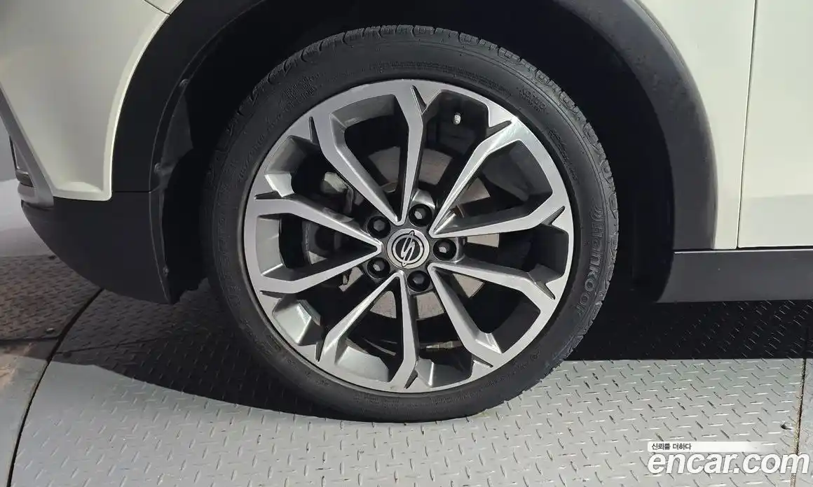 SsangYong TIBOLI 2016 1.6 гидро в Москве, фото 5