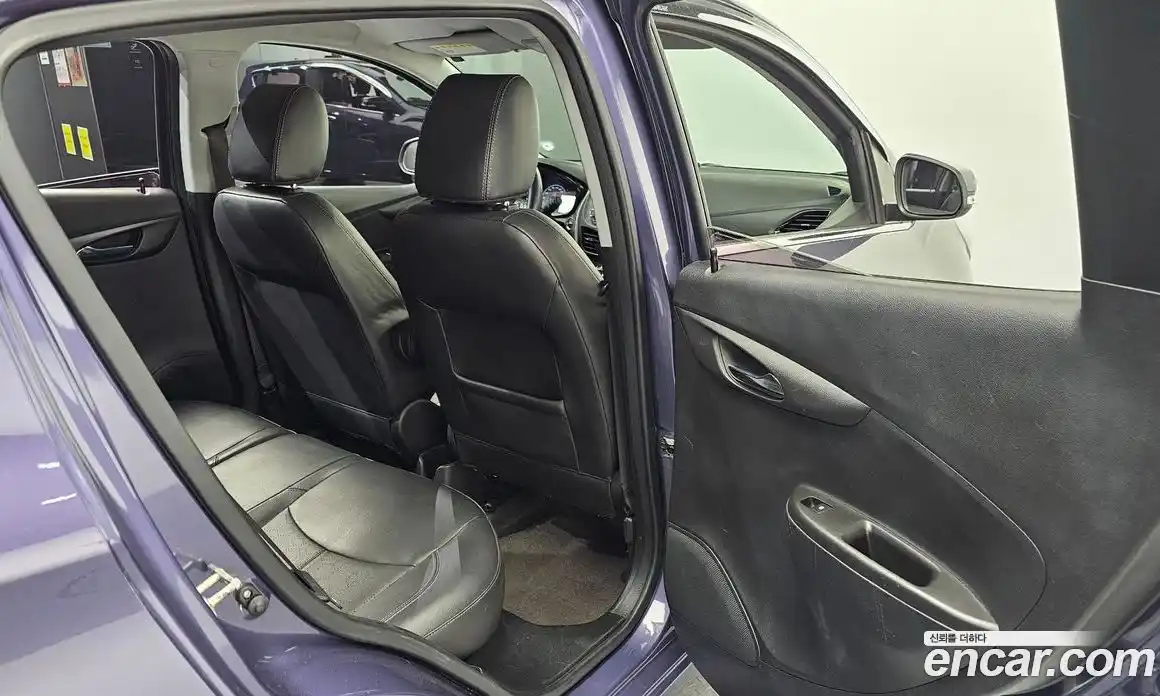 Chevrolet Spark 2016 1.0 Автомат в Москве № 39708, фото 13