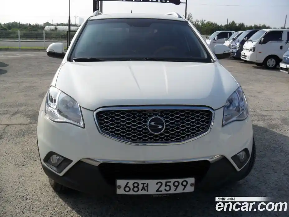 SsangYong Korando 2013 2.0 Автомат в Москве № 756781, фото 2