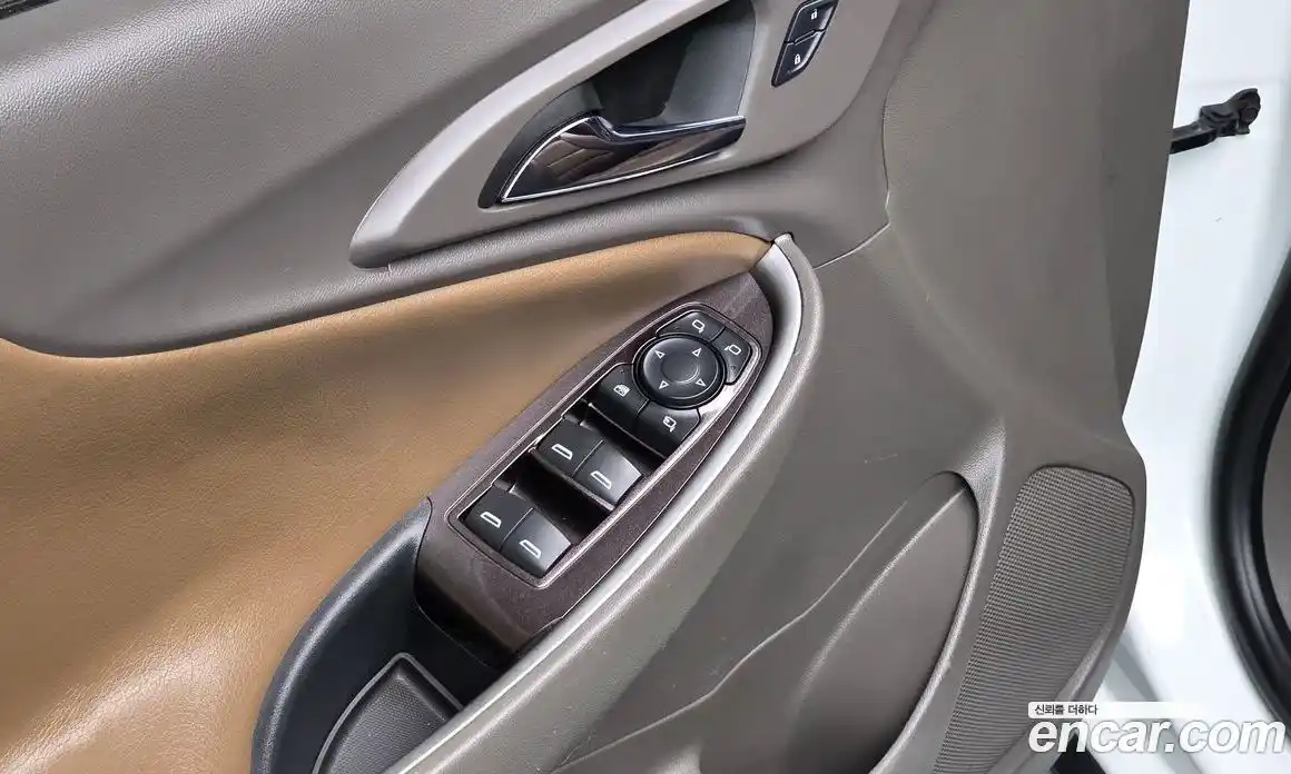 Chevrolet Malibu 2016 1.5 Автомат в Москве № 891013, фото 17