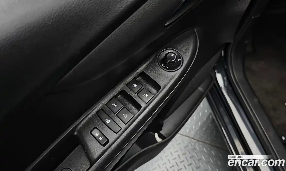 Chevrolet Spark 2016 1.0 гидро в Москве, фото 16