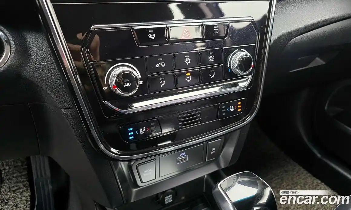 SsangYong TIBOLI 2020 1.5 Автомат в Москве № 1231949, фото 17