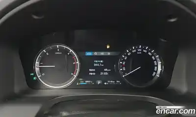 SsangYong Rexton 2018 2.2 Автомат в Москве № 1231977, миниатюра 8