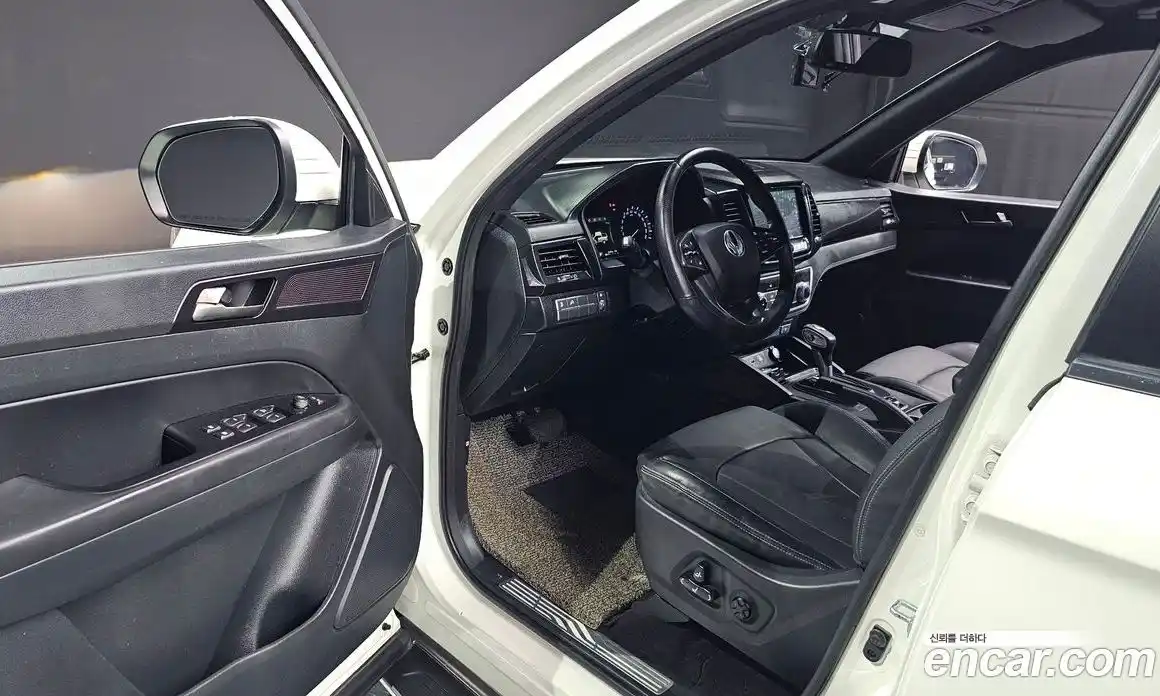 SsangYong Rexton 2019 2.2 Автомат в Москве № 1231989, фото 12