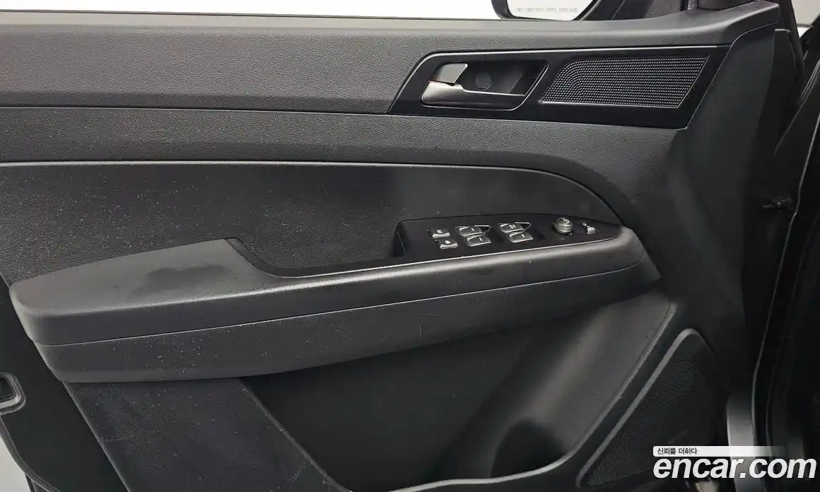 SsangYong Rexton 2019 2.2 Автомат в Москве № 1231999, фото 16