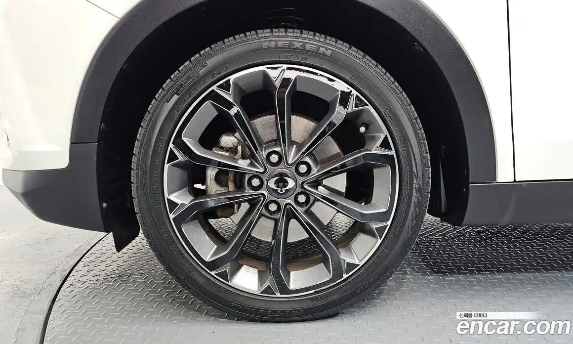 SsangYong TIBOLI 2017 1.6 Автомат в Москве № 1232002, фото 5